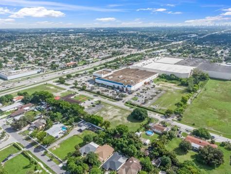 16600 NW 44th Court Opa-Locka FL 33054