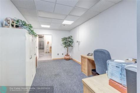 800 SW 15th Avenue Delray Beach FL 33444