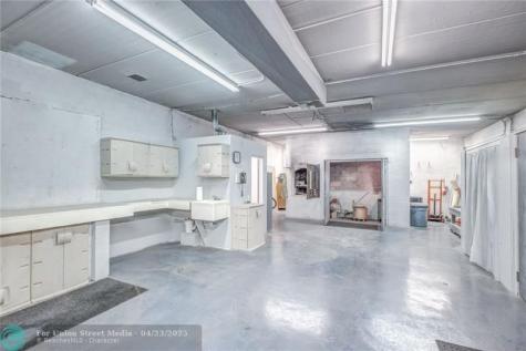 800 SW 15th Avenue Delray Beach FL 33444