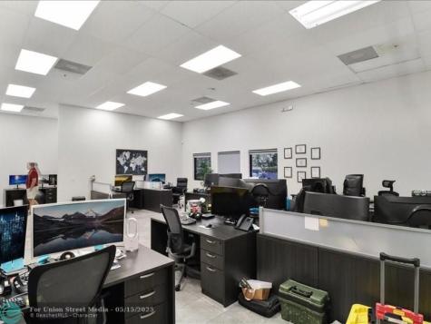 73 SW 12th Avenue Dania Beach FL 33004