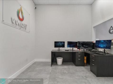 73 SW 12th Avenue Dania Beach FL 33004