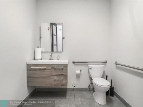 73 SW 12th Avenue Dania Beach FL 33004