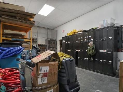 73 SW 12th Avenue Dania Beach FL 33004