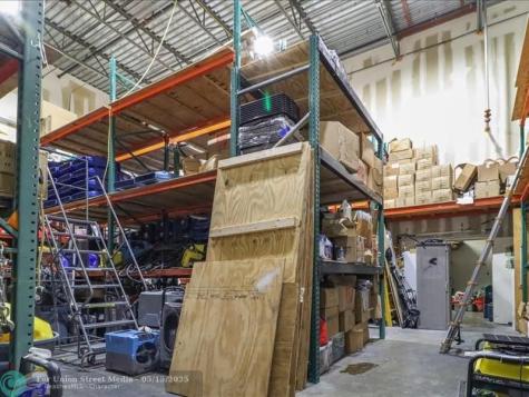 73 SW 12th Avenue Dania Beach FL 33004