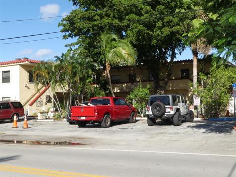 2300 NE 6th Avenue Wilton Manors FL 33305