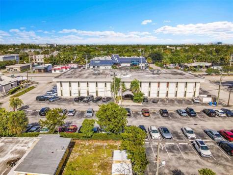 1400 E Oakland Park Boulevard Oakland Park FL 33334