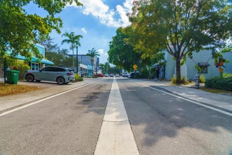 367 NE 3rd Avenue Delray Beach FL 33444