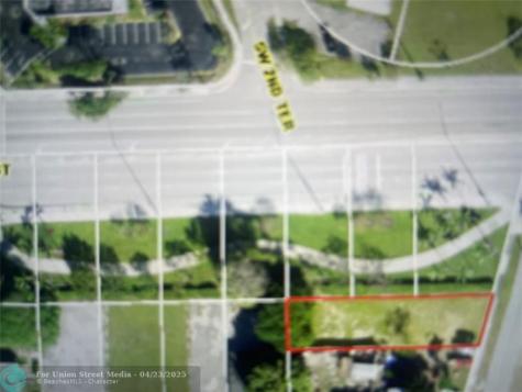 224 SW 10th Street Deerfield Beach FL 33441