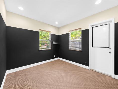 642 NE 3rd Avenue Fort Lauderdale FL 33304