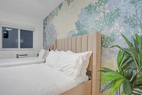 340 Desoto Street Hollywood FL 33019