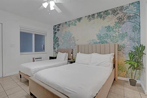 340 Desoto Street Hollywood FL 33019