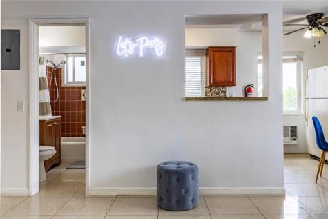 340 Desoto Street Hollywood FL 33019