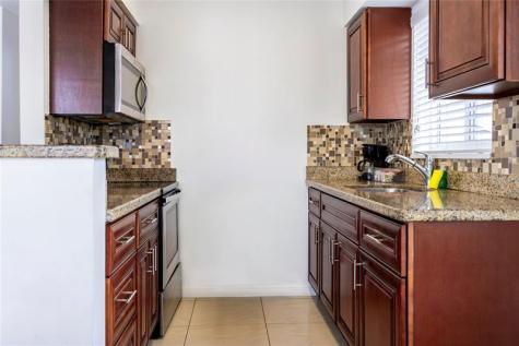 340 Desoto Street Hollywood FL 33019