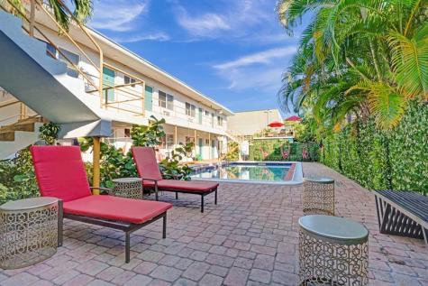 340 Desoto Street Hollywood FL 33019