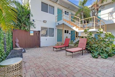 340 Desoto Street Hollywood FL 33019