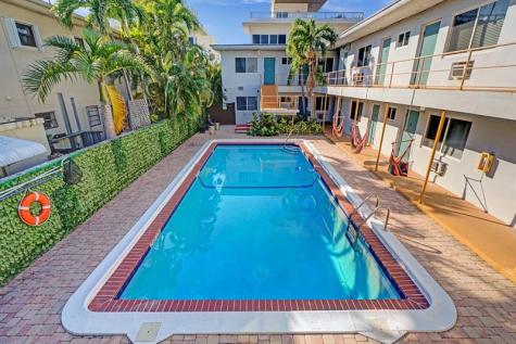 340 Desoto Street Hollywood FL 33019