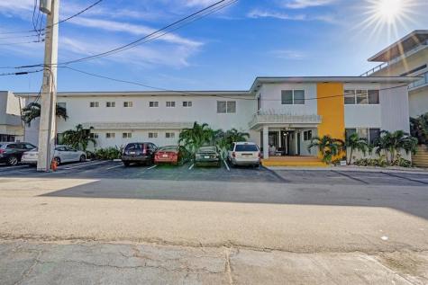 340 Desoto Street Hollywood FL 33019