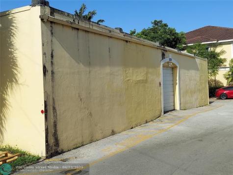 3001 NE 6 Avenue Wilton Manors FL 33334