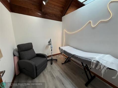 8200 W Sunrise Boulevard Plantation FL 33322