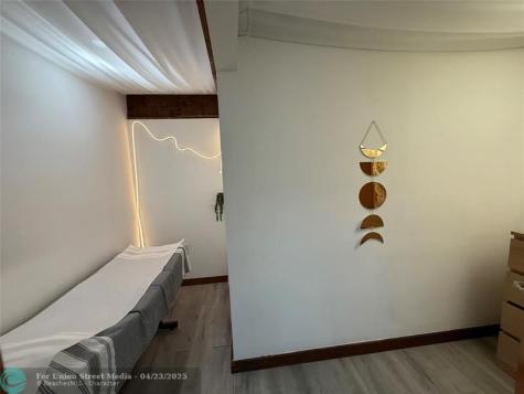 8200 W Sunrise Boulevard Plantation FL 33322