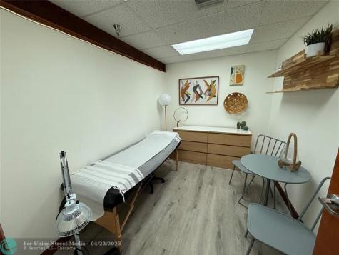 8200 W Sunrise Boulevard Plantation FL 33322