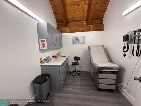 8200 W Sunrise Boulevard Plantation FL 33322