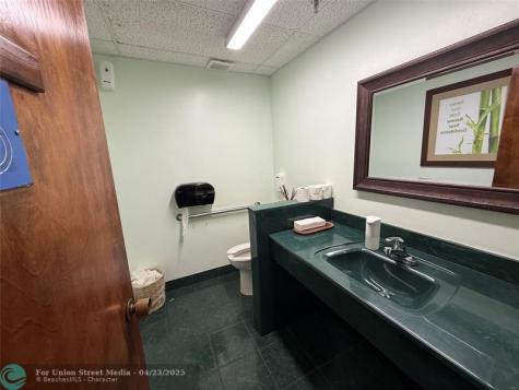 8200 W Sunrise Boulevard Plantation FL 33322