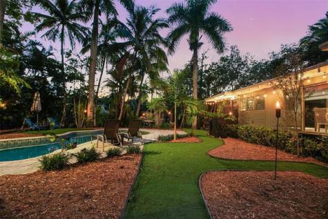 301 SW 14th Way Fort Lauderdale FL 33312