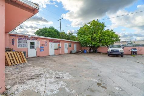 341 SE 2nd Avenue Delray Beach FL 33483