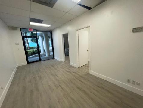 4750 N Dixie Highway Oakland Park FL 33334