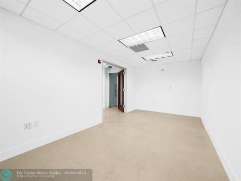 707 NE 3rd Avenue Fort Lauderdale FL 33304