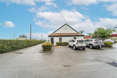 3482 S Congress Avenue Palm Springs FL 33461