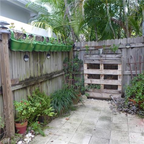 812 NE 15 Avenue Fort Lauderdale FL 33304