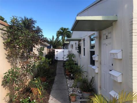 812 NE 15 Avenue Fort Lauderdale FL 33304