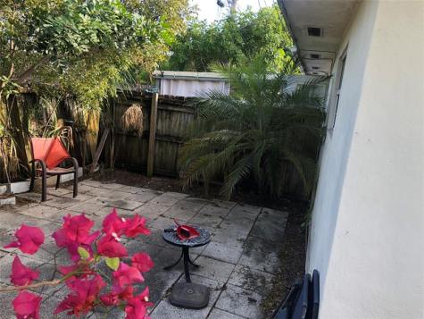 812 NE 15 Avenue Fort Lauderdale FL 33304