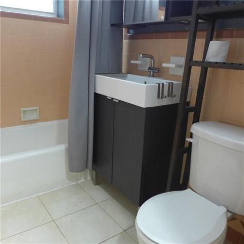 812 NE 15 Avenue Fort Lauderdale FL 33304