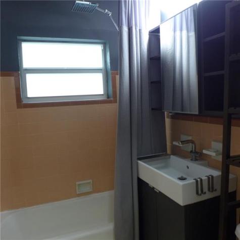 812 NE 15 Avenue Fort Lauderdale FL 33304