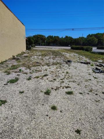 N 1829 Dixie Highway Pompano Beach FL 33060