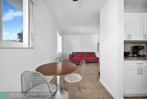 429 NW 10th Avenue Miami FL 33128