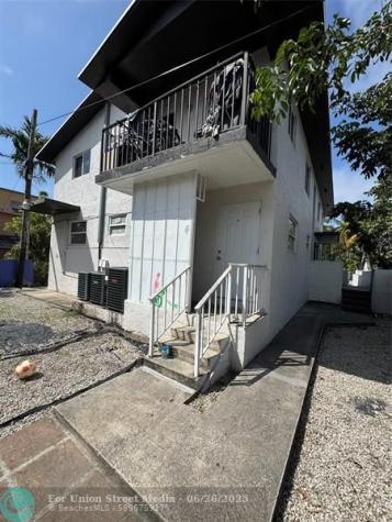 429 NW 10th Avenue Miami FL 33128