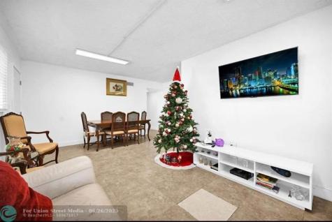 429 NW 10th Avenue Miami FL 33128