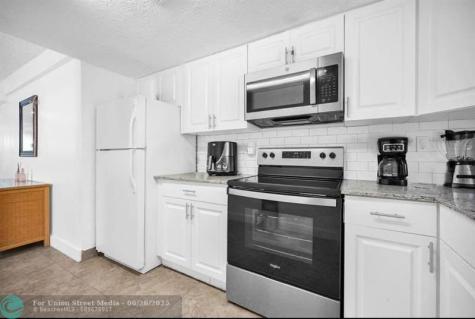 429 NW 10th Avenue Miami FL 33128