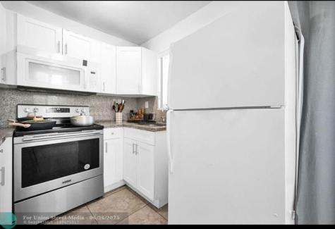 429 NW 10th Avenue Miami FL 33128