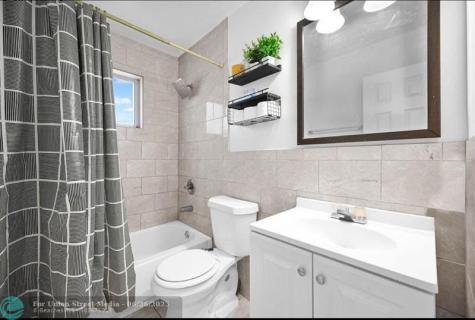 429 NW 10th Avenue Miami FL 33128