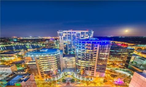 121 S Orange Avenue Other City - In The State Of Florida FL 32801