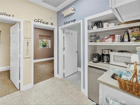 4851 W Hillsboro Boulevard Pompano Beach FL 33073