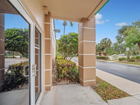 4851 W Hillsboro Boulevard Pompano Beach FL 33073