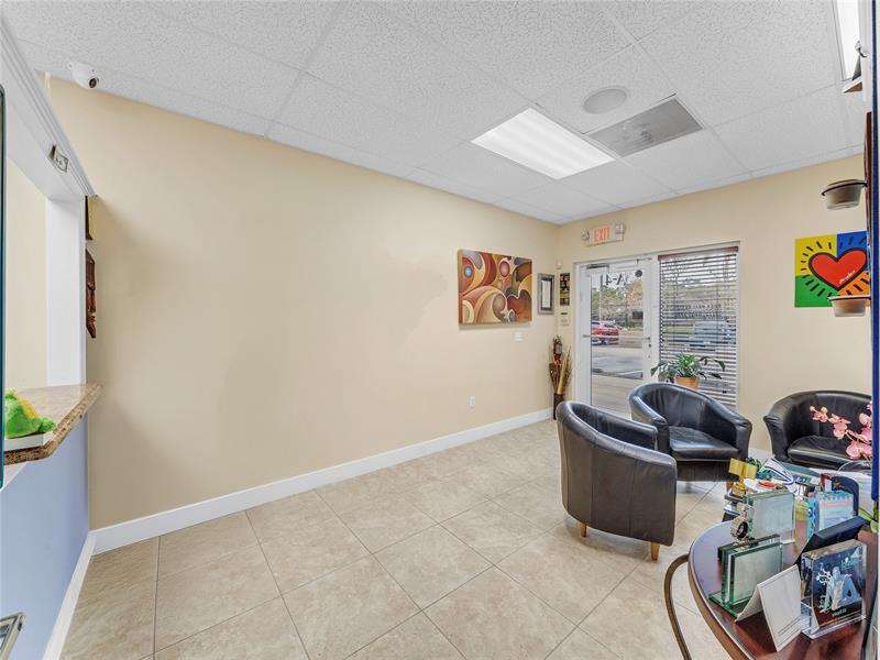 4851 W Hillsboro Boulevard Pompano Beach FL 33073