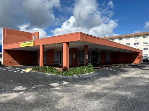 1361 E Commercial Boulevard Oakland Park FL 33334