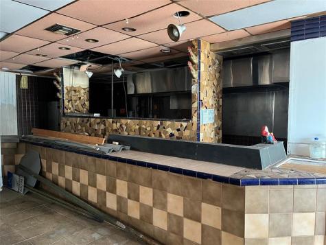 1361 E Commercial Boulevard Oakland Park FL 33334